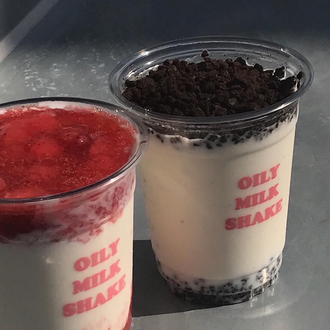 Strawberry and Oreo Oily milkshakes